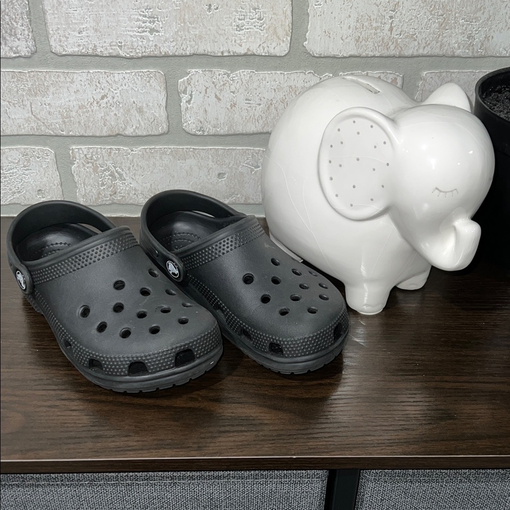 CROCS Charcoal Ventilated Clogs